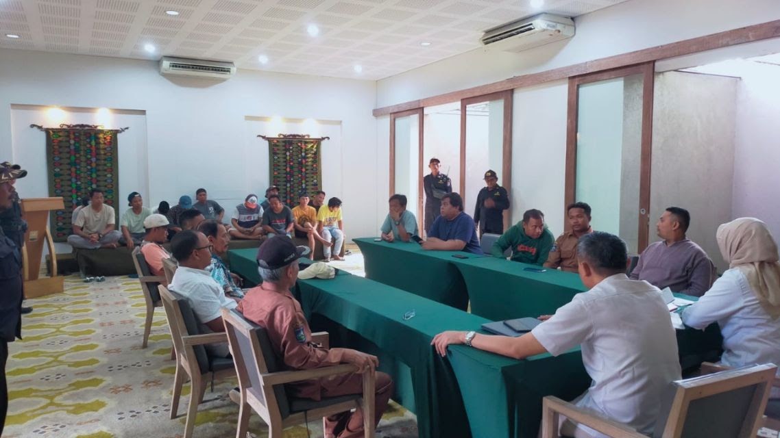 PHK Karyawan Lokal, Hotel Svarga Resort Senggigi Digeruduk Warga
